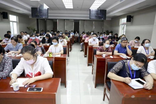 答疑面對面 服務(wù)心貼心——市人社局送服務(wù)上門，為衛(wèi)生系統(tǒng)職稱業(yè)務(wù)答疑解惑并保障信息系統(tǒng)運行維護(hù)服務(wù)